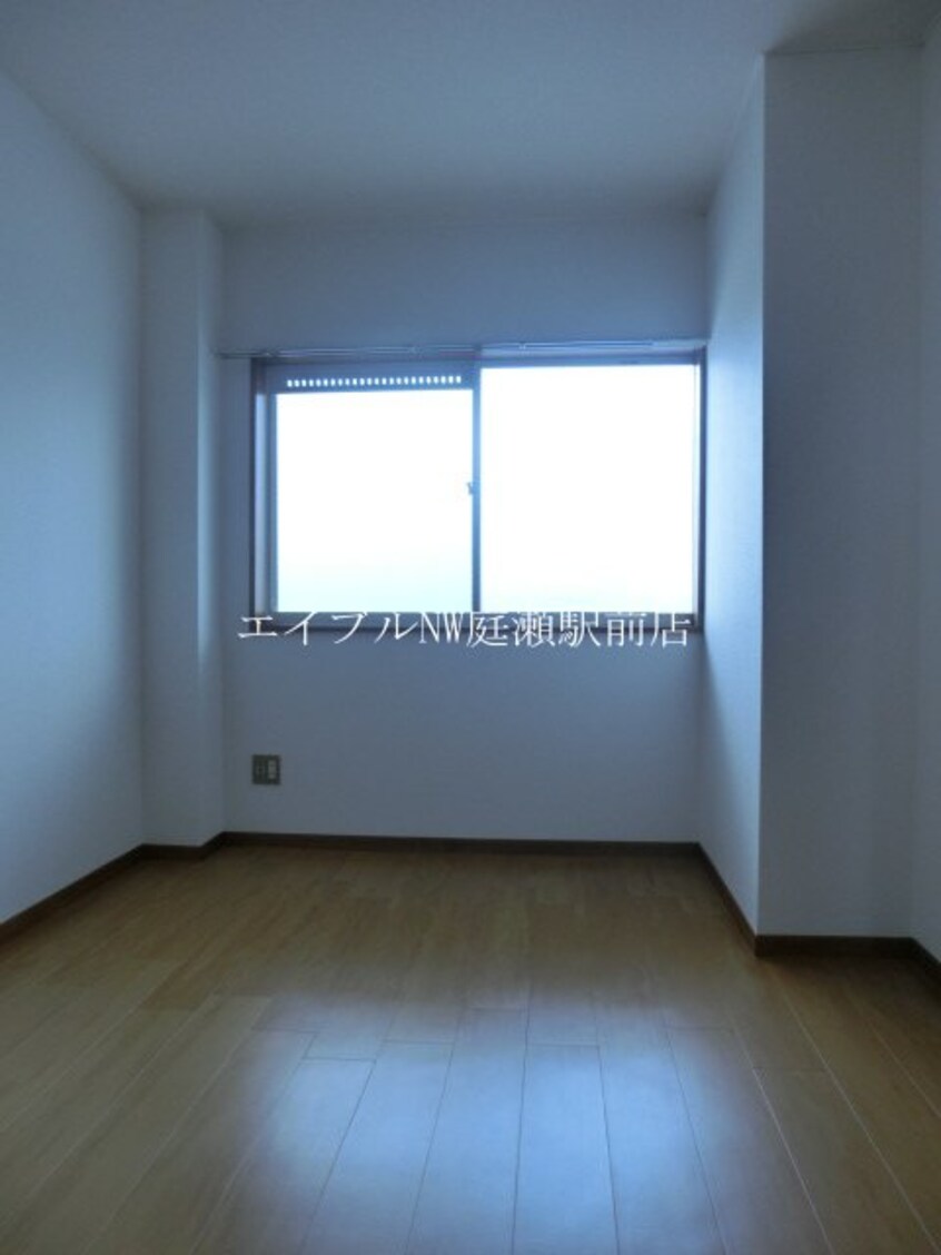  ニュ－シティ安本