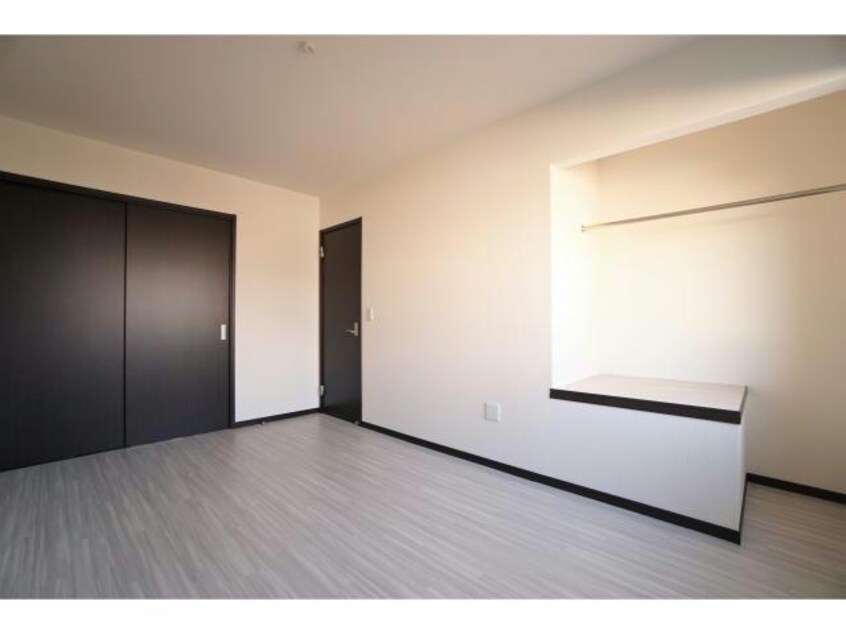  東海道本線/天竜川駅 徒歩16分 1-2階 築14年