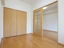 寝室 Laurel Court　常盤