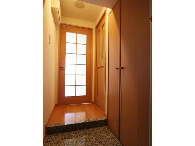 玄関 Laurel Court　常盤