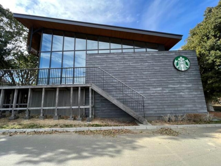 スターバックスコーヒー浜松城公園店(その他飲食（ファミレスなど）)まで377m セントラルパーク下池川