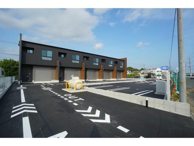 イメージ写真(A棟の写真を使用) ＴＫ　ＧＡＲＡＧＥ　B棟