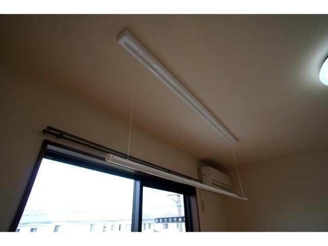 室内物干し ポップハウス