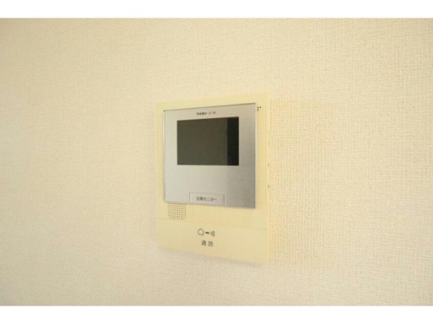 ※写真は別居室のものです。 イグドラシル