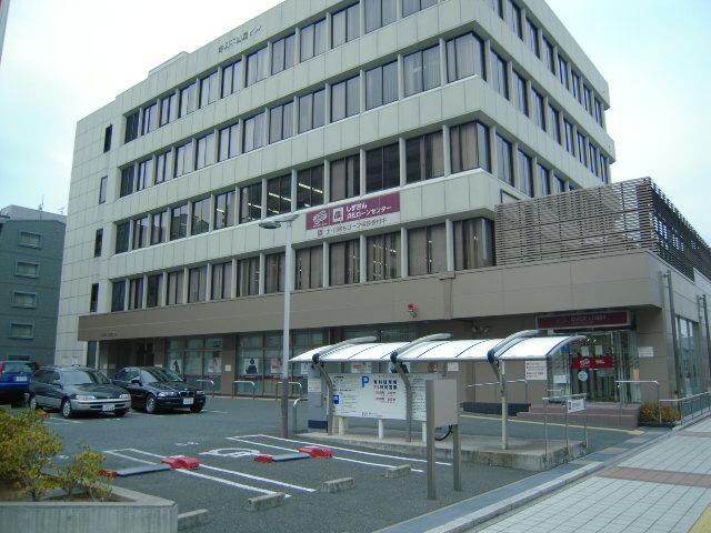 静岡銀行浜松中央支店(銀行)まで624m スカイリム