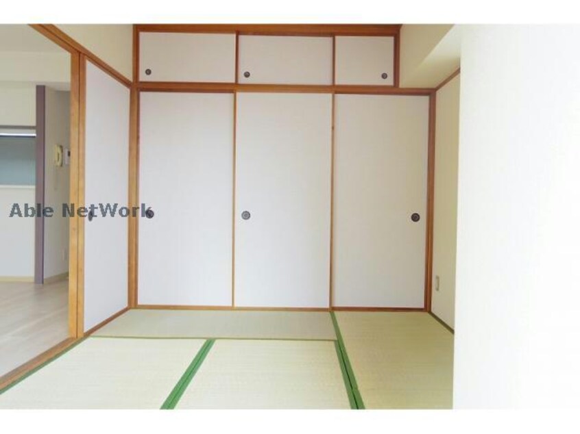 ※同物件別部屋の写真です。 オーシャン50日進駅前