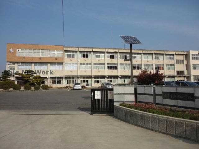 日進市立南小学校(小学校)まで1178m オーシャン50日進駅前