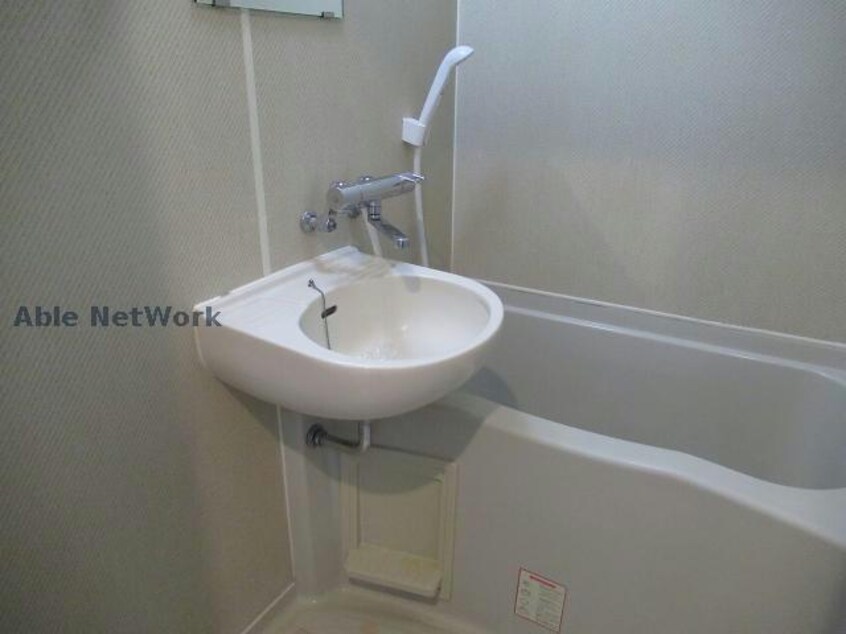 ※同物件、別部屋の写真です 神の倉ハイツI