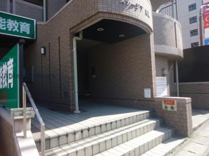  ステージア日進