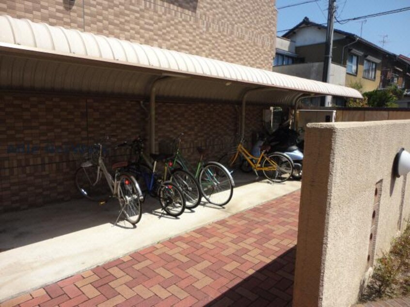  ラ・カーサTSUCHIHARA