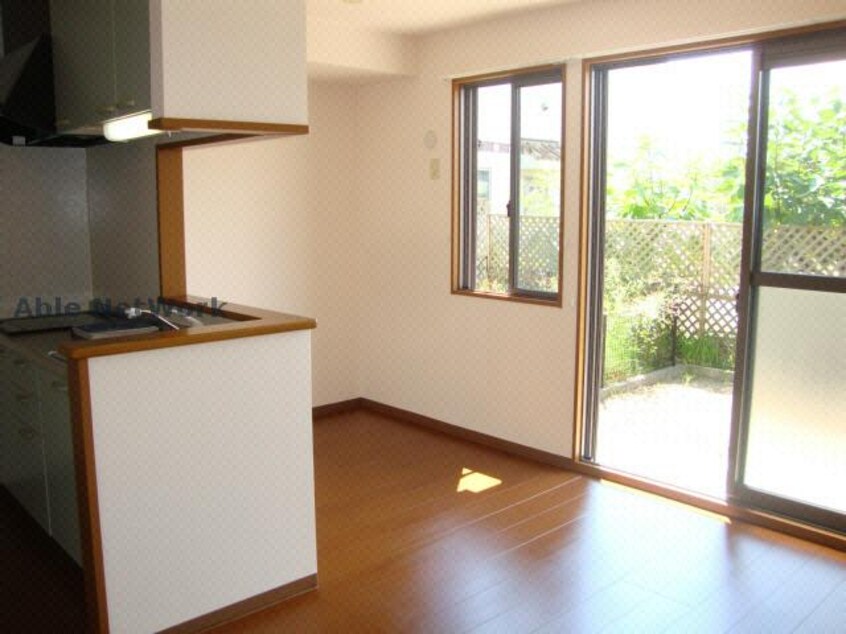 ※同一建物、別部屋の写真です。 メイプルヒルズ D棟