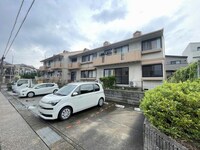 フラワーヒルズ