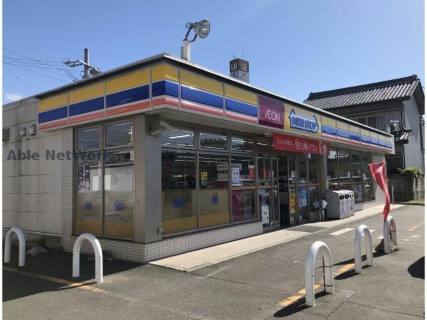 ミニストップ名古屋曽根店(コンビニ)まで723m ピアチェーレＴⅡ左京山