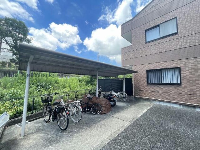  ラ・エレガンス77