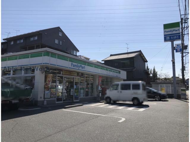 ファミリーマート武路町店(コンビニ)まで497m フィオーレＴＭ