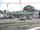 ファミリーマート武路町店(コンビニ)まで187m ボヌールＡＫＩ