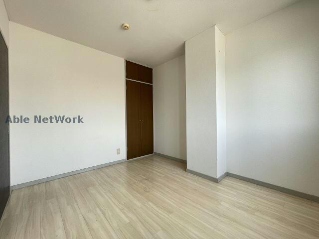 ※同物件、別部屋の写真です メガーヌ野並