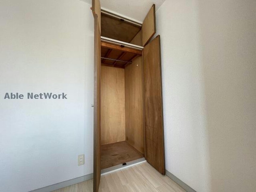 ※同物件、別部屋の写真です メガーヌ野並