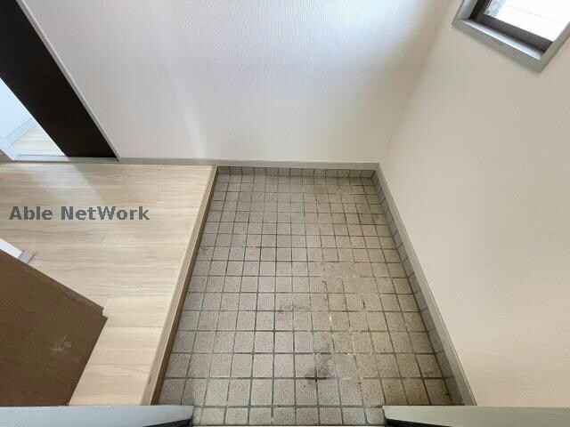 ※同物件、別部屋の写真です メガーヌ野並