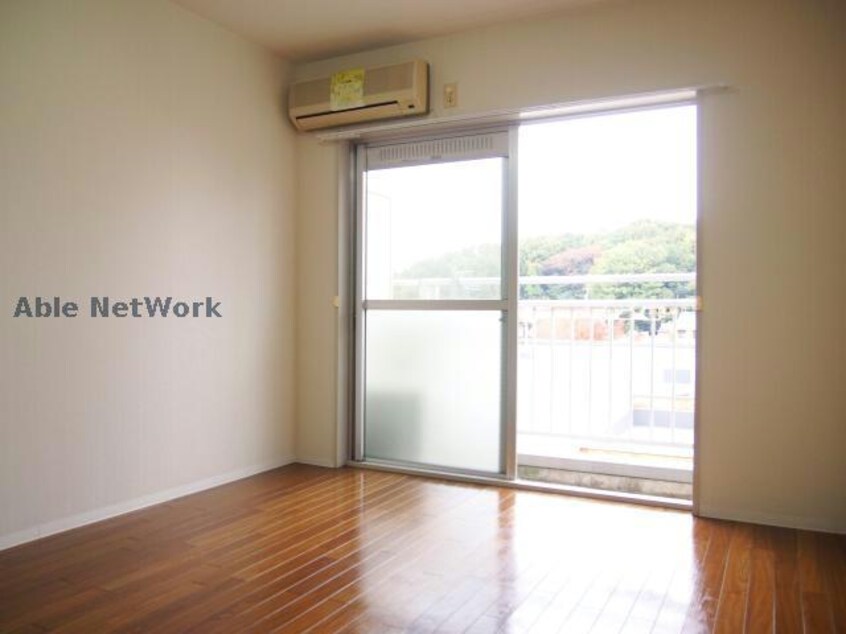 ※同物件別部屋の写真です。 ロアール平針