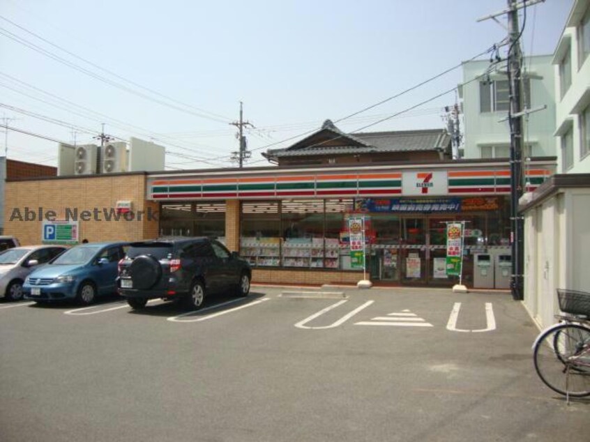 セブンイレブン名古屋六田1丁目店(コンビニ)まで272m フォレスタ