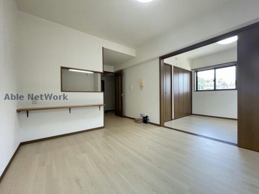 ※同物件、別部屋の写真です ラヴィータ野並