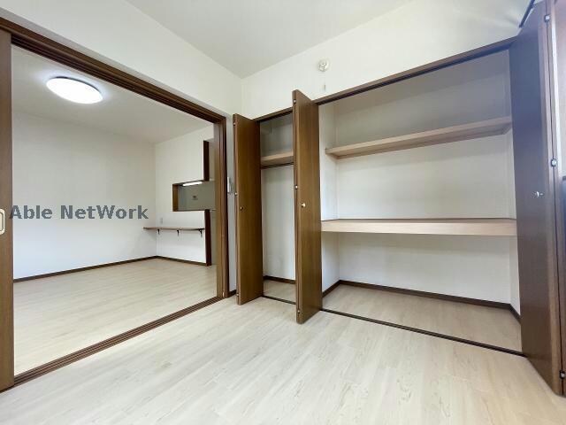 ※同物件、別部屋の写真です ラヴィータ野並