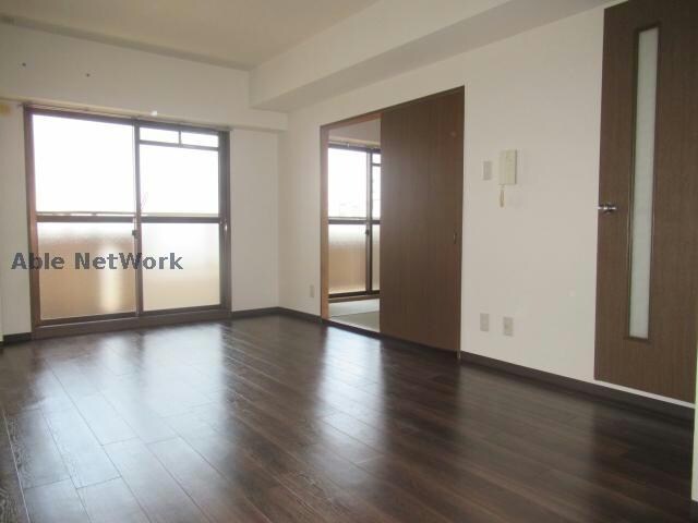 ※同物件、別部屋の写真です エルパティオ滝ノ水