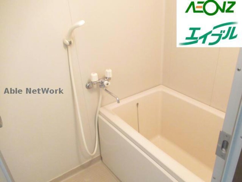 ※同物件、別部屋の写真です エルパティオ滝ノ水