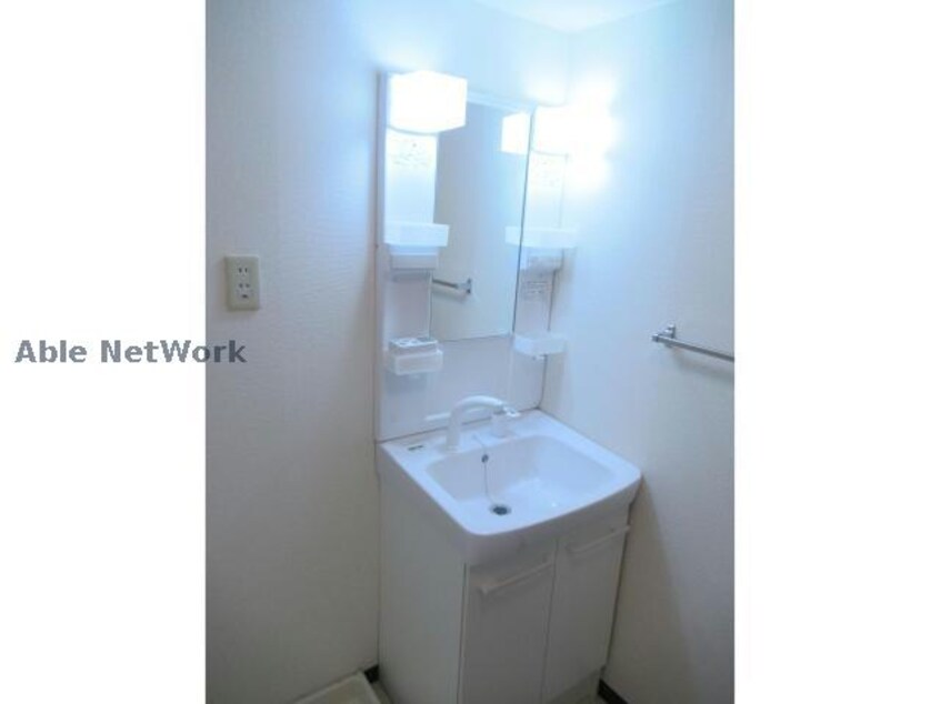 ※同物件、別部屋の写真です エルパティオ滝ノ水