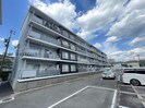 なるみグリーンコーポの外観