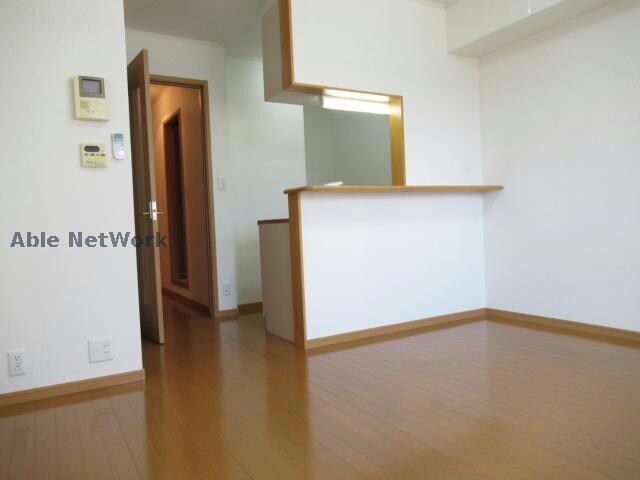 ※同物件、別部屋の写真です メラ　ロッソ　プリモ