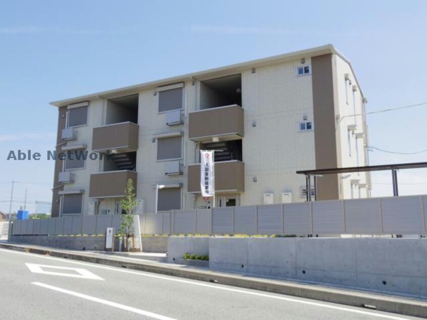  エクレール B棟