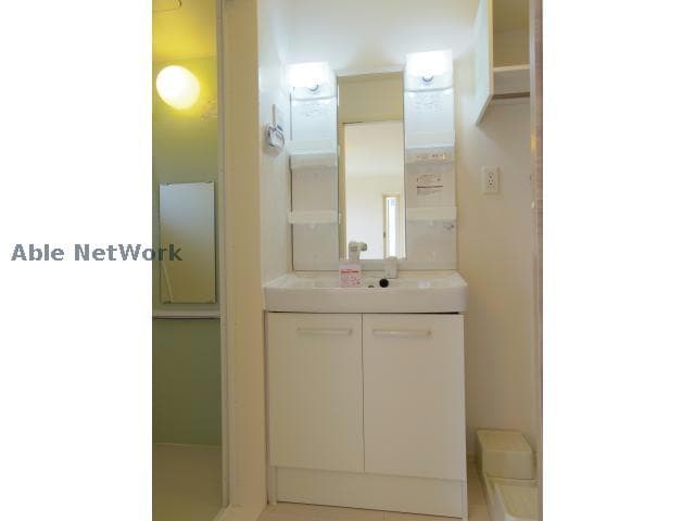  エクレール B棟