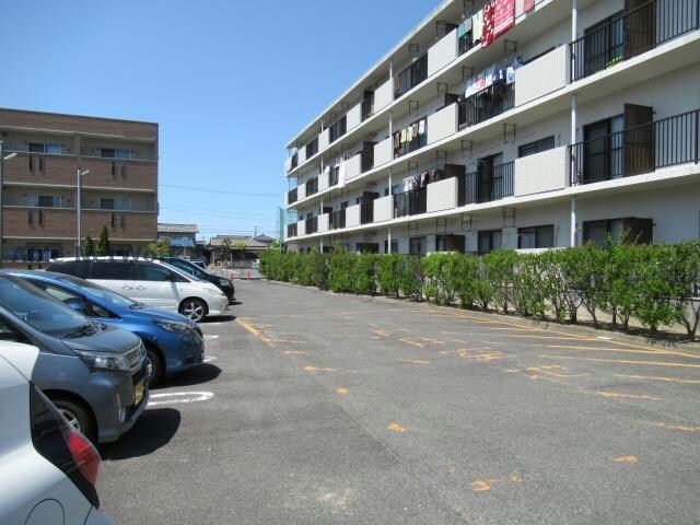  ファミール豊明