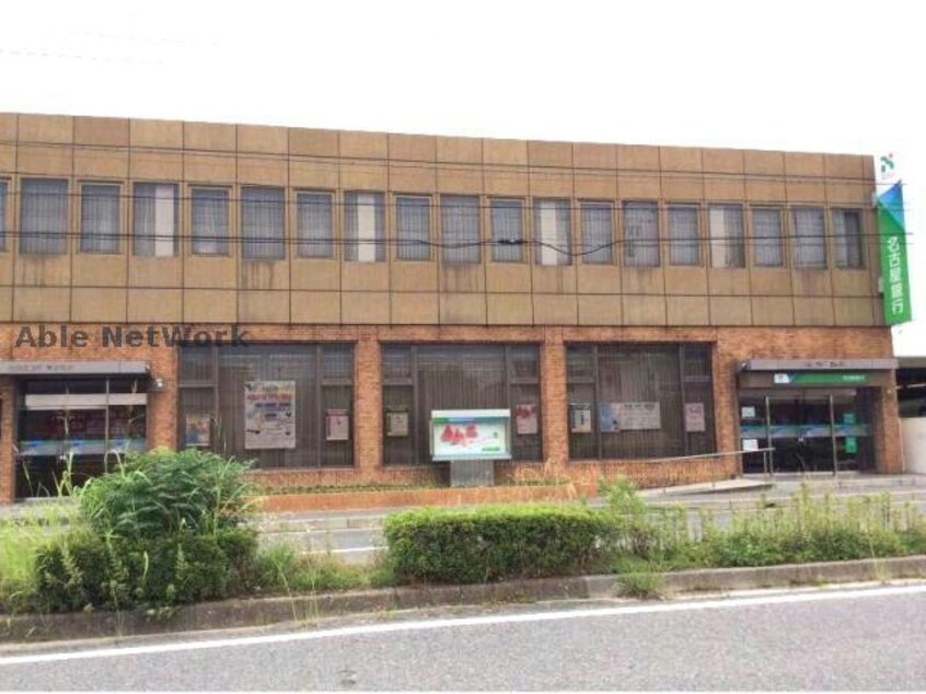 名古屋銀行三好支店(銀行)まで393m サンフォレスト