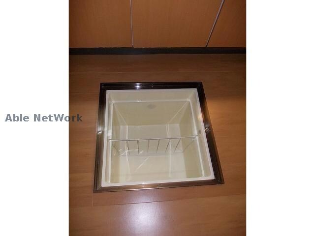  メゾントリエステート