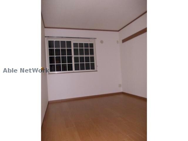  メゾントリエステート