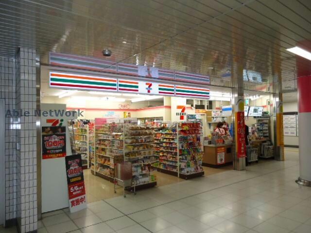 セブンイレブン名古屋地下鉄徳重駅店(コンビニ)まで516m アスピリア常安Ｂ