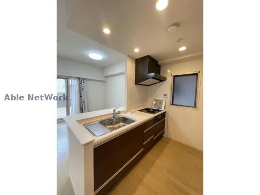  ザ・ブロードスクエア