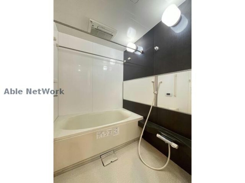  ザ・ブロードスクエア