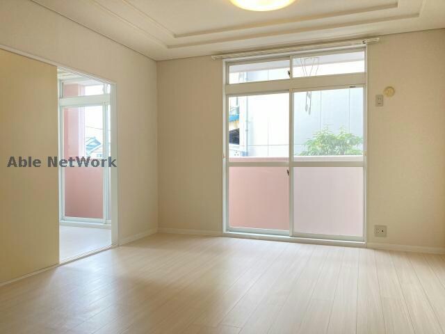  シャインヒルズ滝ノ水