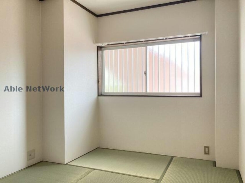  シャインヒルズ滝ノ水