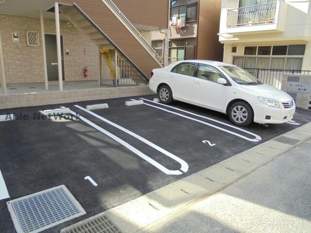  サープラス中ノ坪