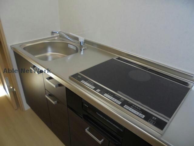 ※同物件、別部屋の写真です サープラス中ノ坪