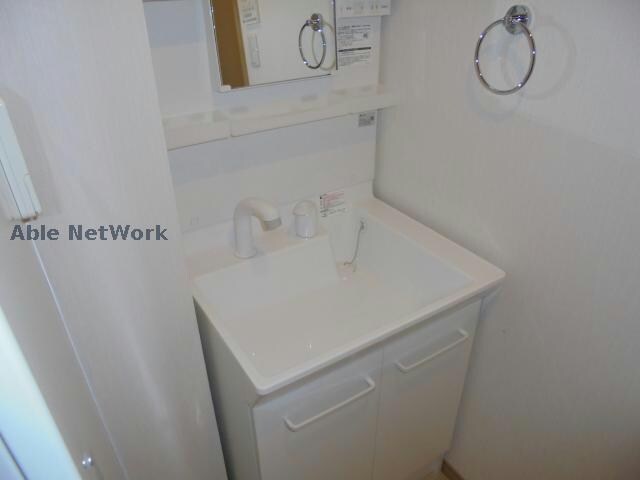 ※同物件、別部屋の写真です サープラス中ノ坪