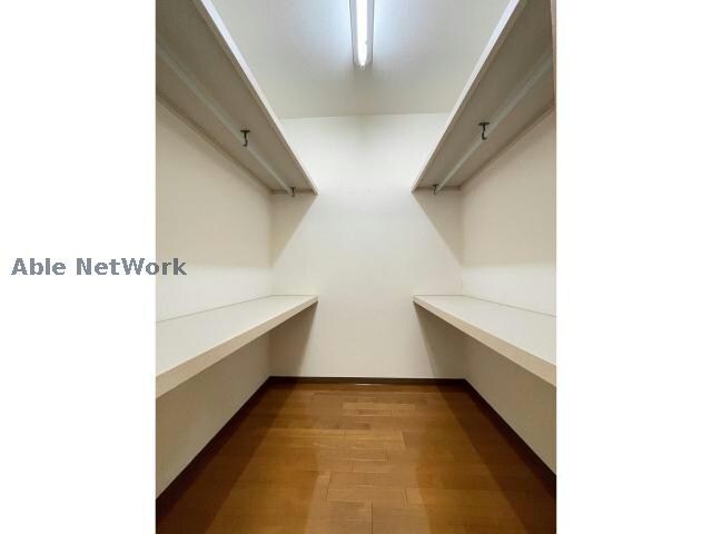  ラ・メゾンドヴェール