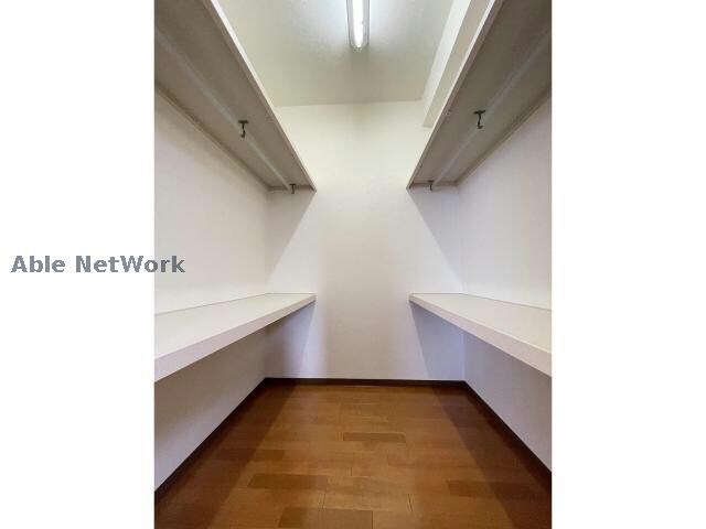  ラ・メゾンドヴェール