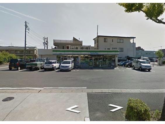 ファミリーマート天白笹原町店(コンビニ)まで411m FROLIGO