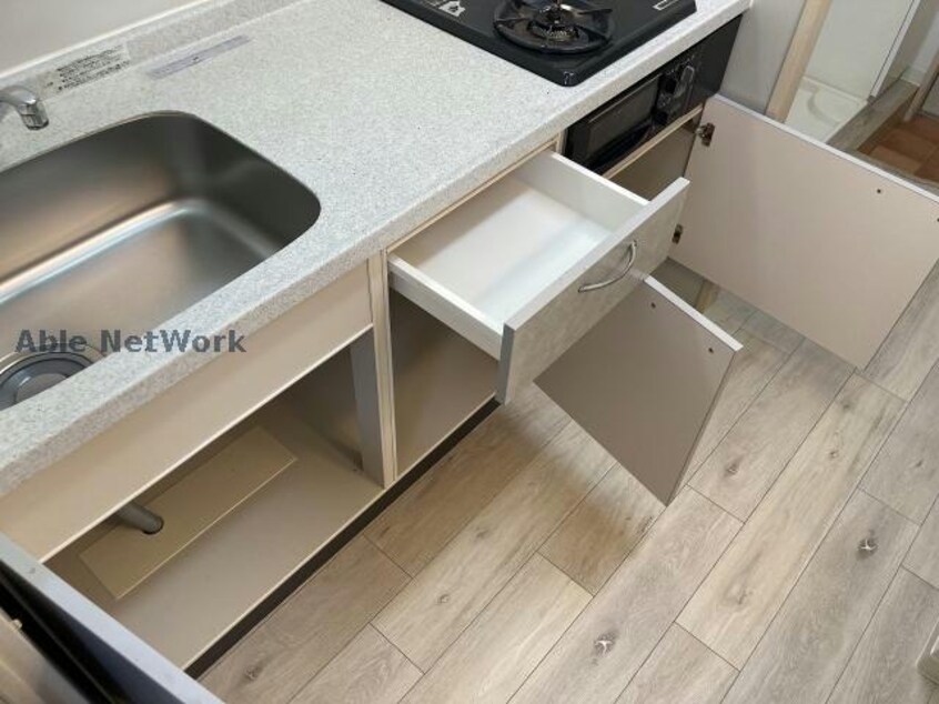 ※同物件、別部屋の写真です TIERRA WEST　